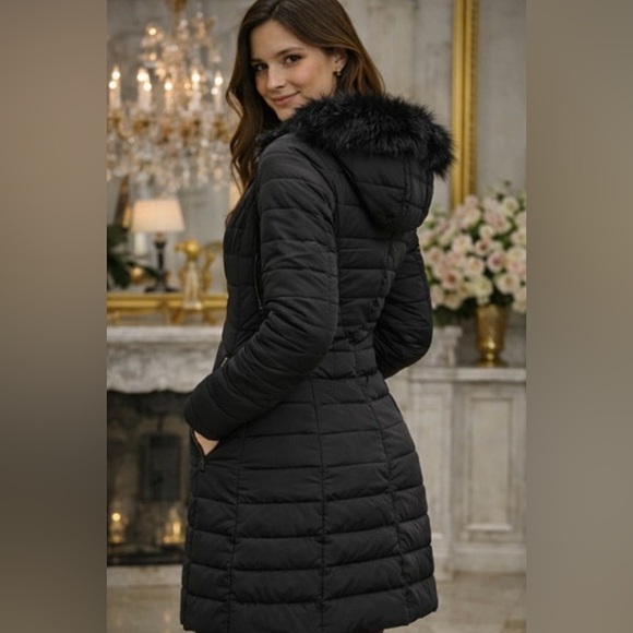 Winter coat - Picture 4 of 10